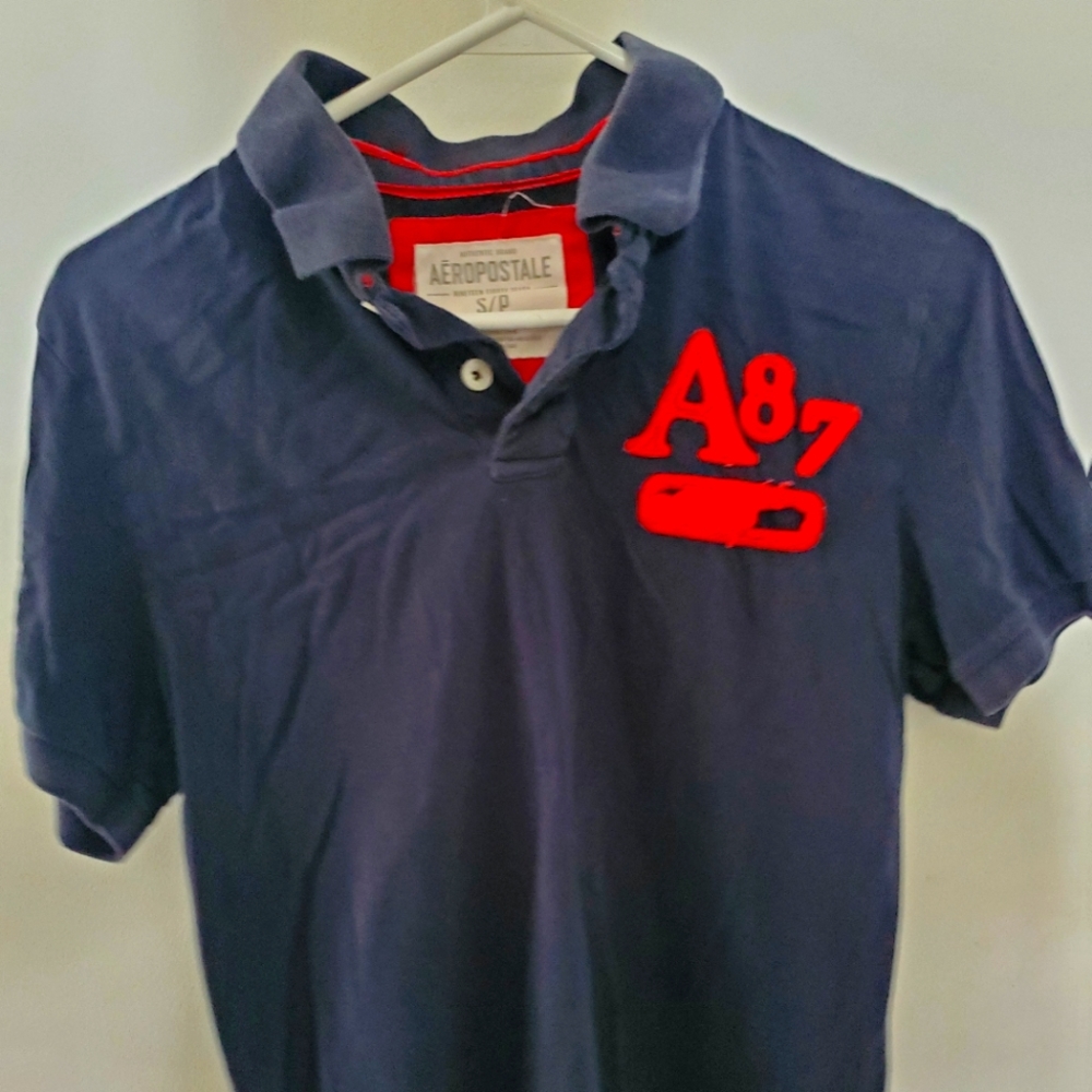 Aeropostale shirt size small